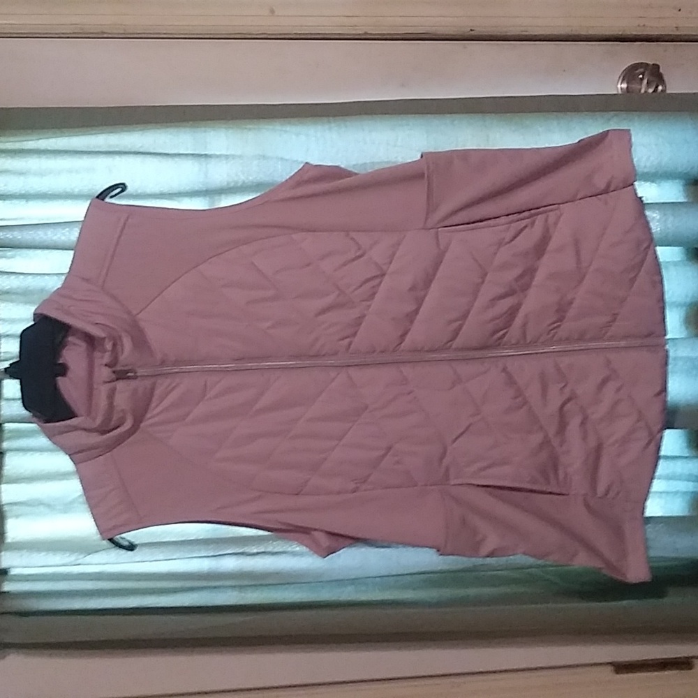 EUC Large Lilac Silky Vest from Maurices.  E2